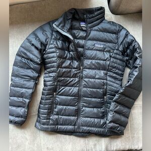 Patagonia Women’s Black Down Sweater Jacket - Size XXS